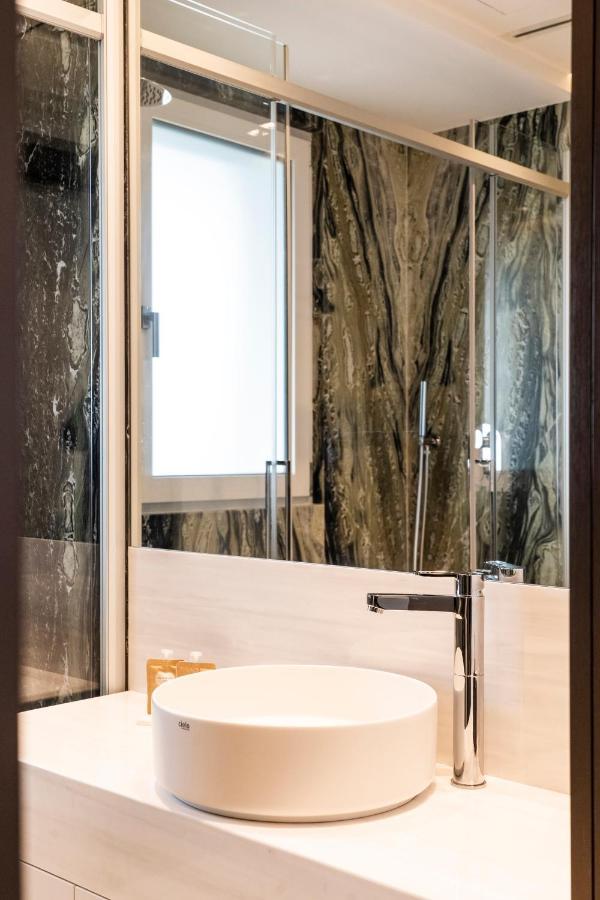 Gentile 46 Luxury Accomodation Lägenhet Bari Exteriör bild